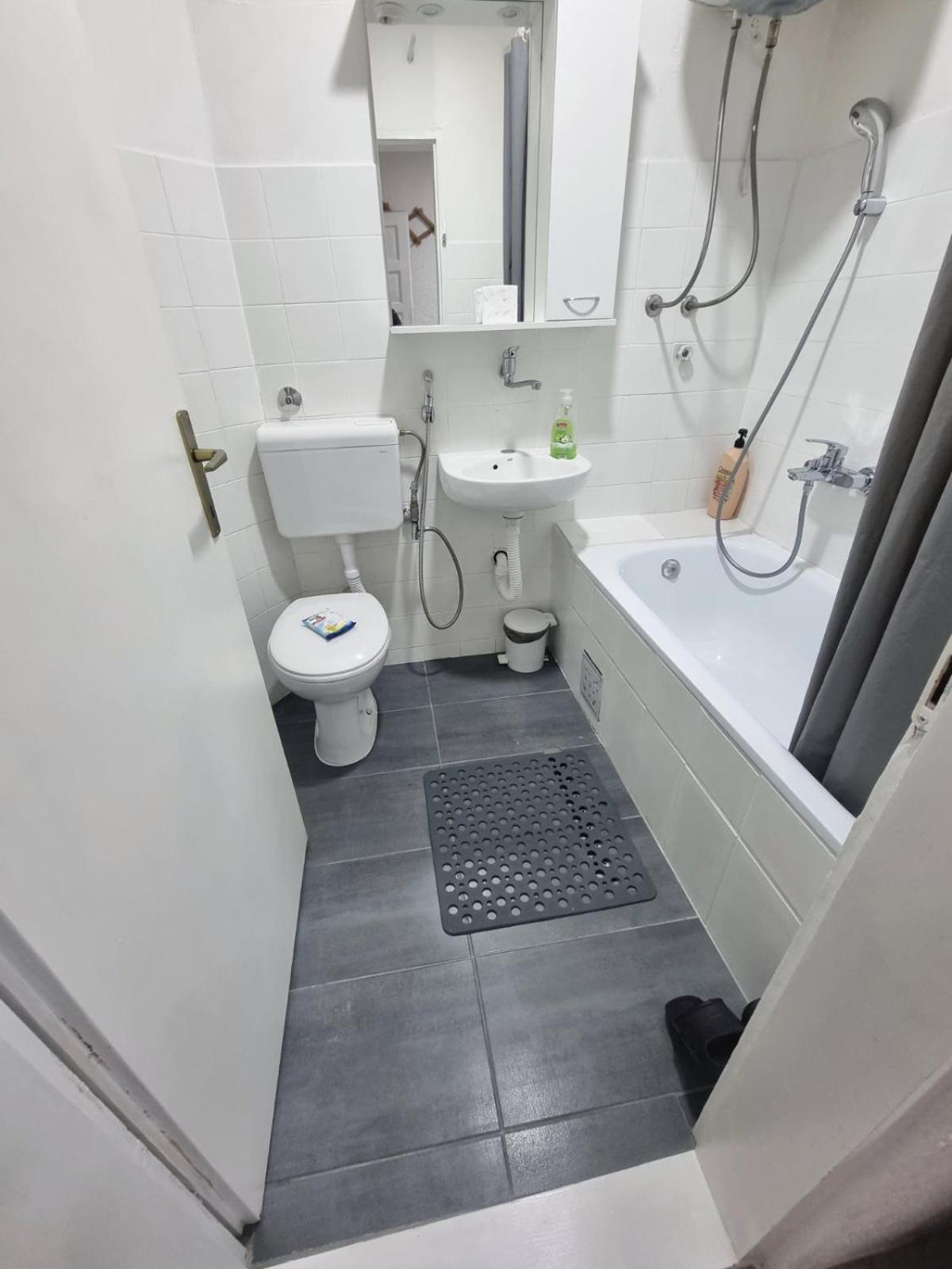 Apartman Family Сараево Екстериор снимка